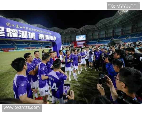 如何在比赛和活动中成功与足球明星合影的实用技巧与建议